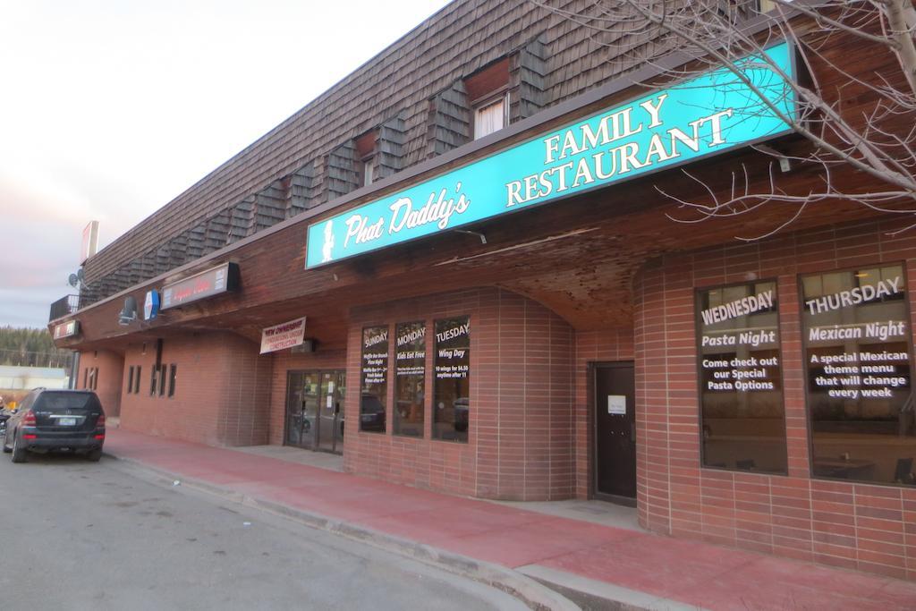 德霍夫酒店 Vanderhoof 外观 照片