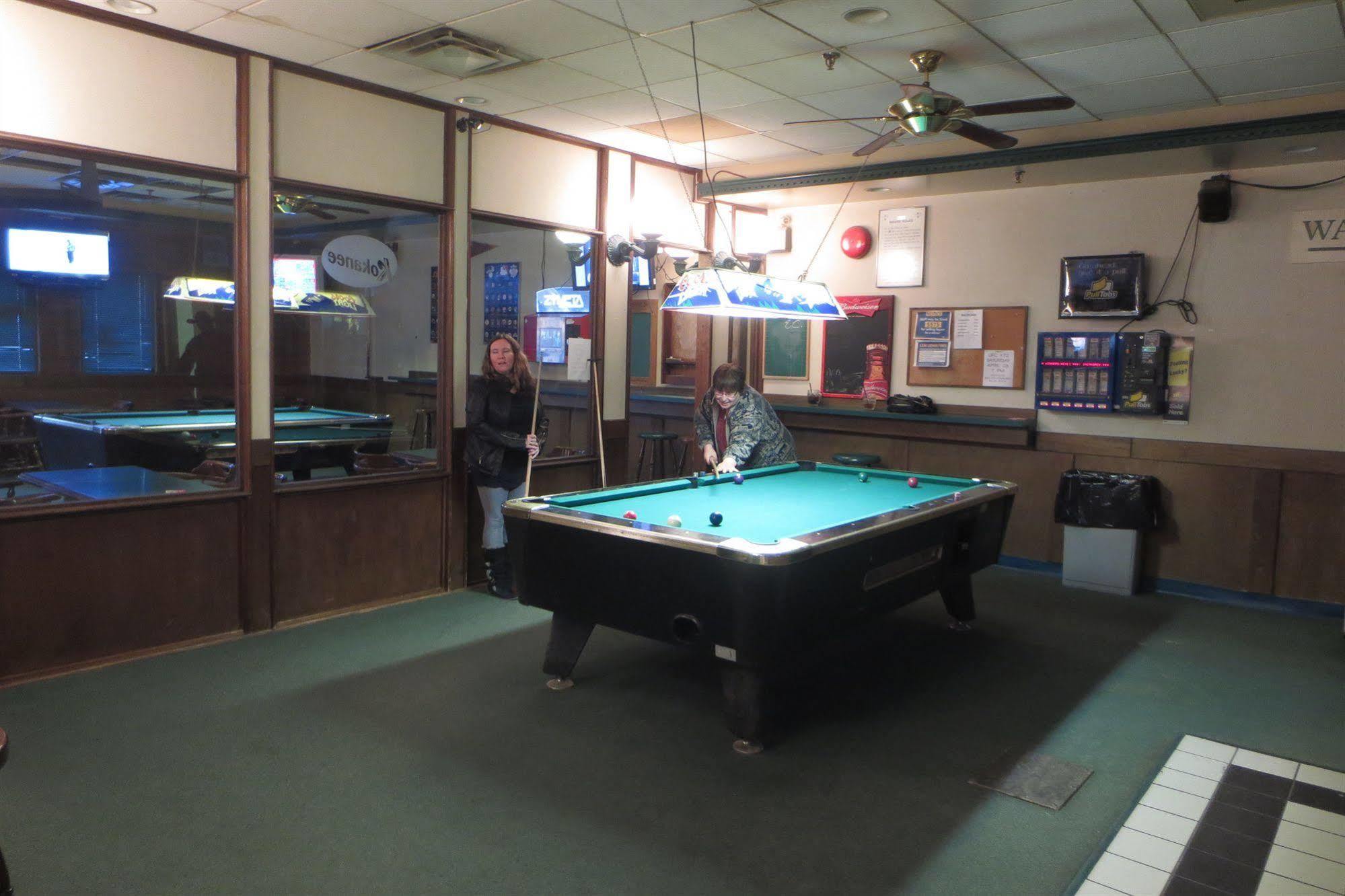 德霍夫酒店 Vanderhoof 外观 照片